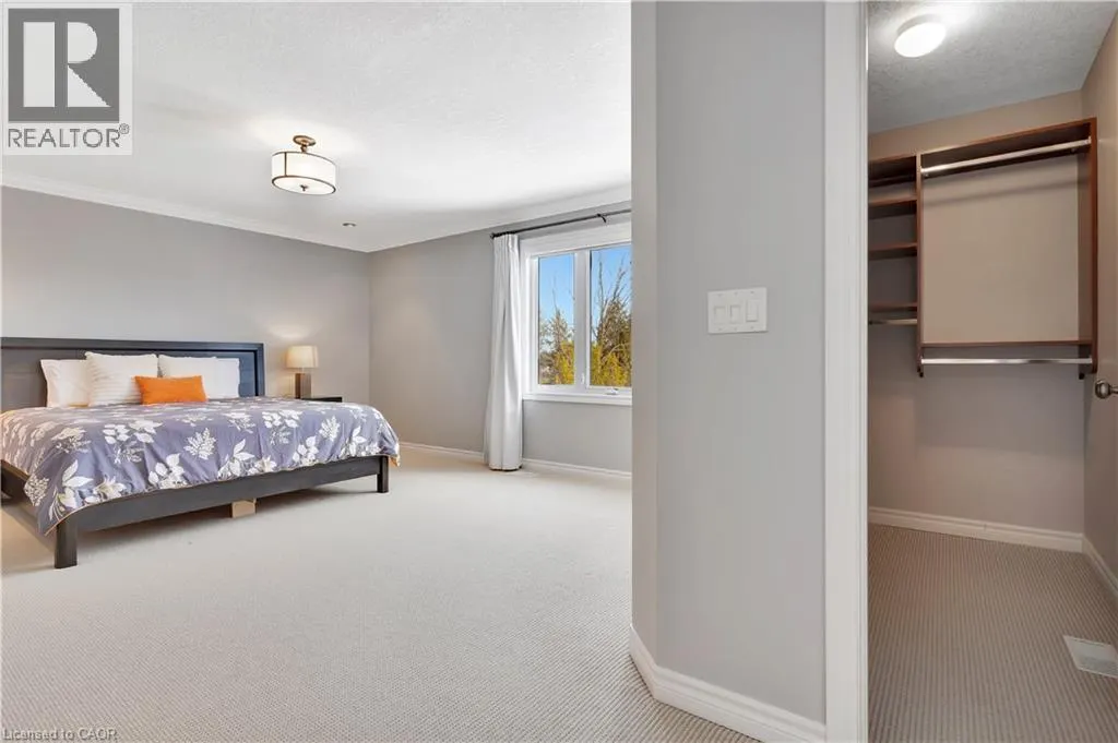 510 FOREST GATE Crescent