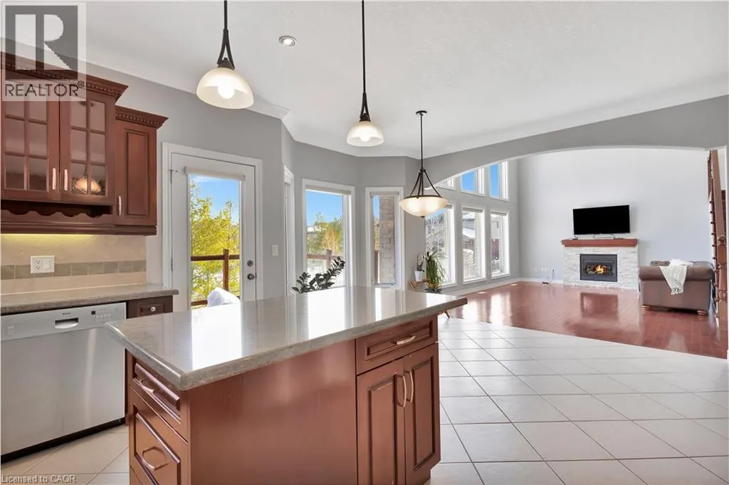 510 FOREST GATE Crescent