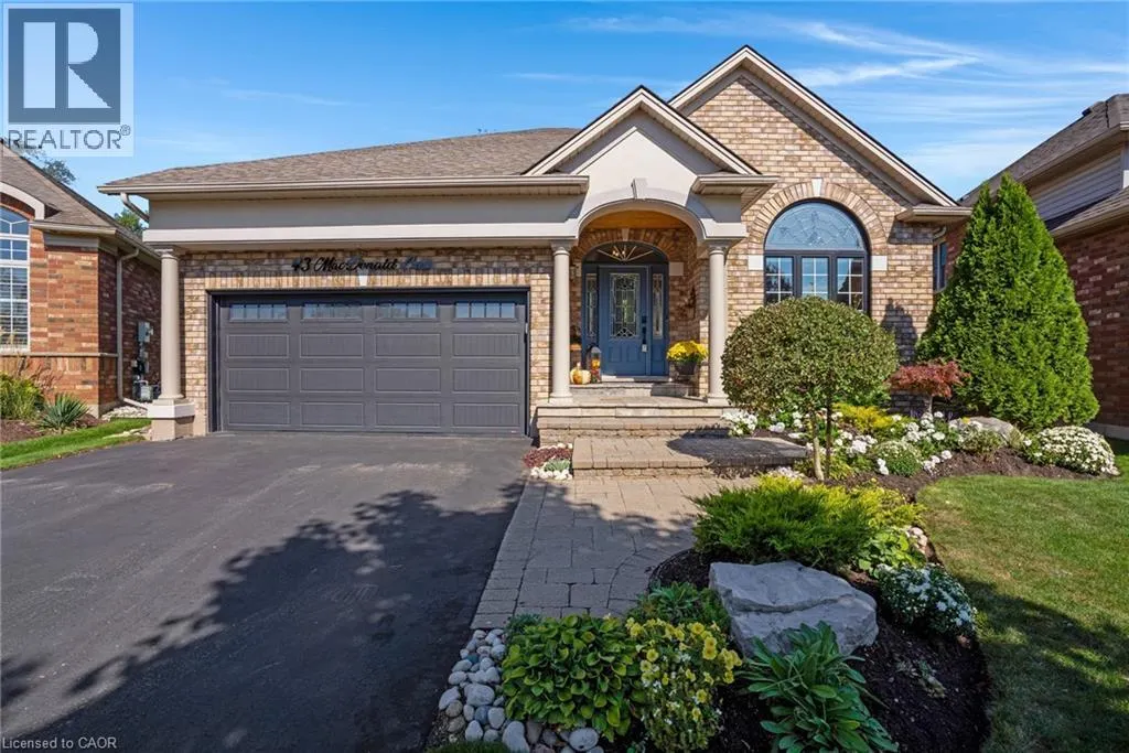 43 MACDONALD Crescent