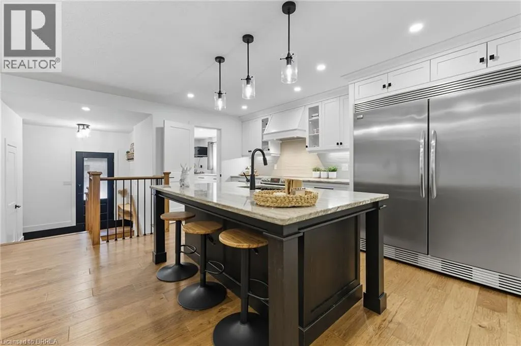 115 LAKESHORE Road