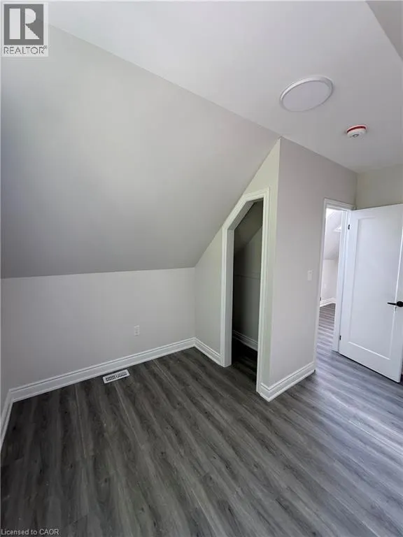 187 STIRTON Street Unit# Upper&Attic