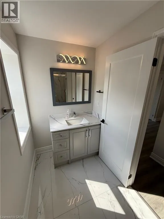 187 STIRTON Street Unit# Upper&Attic