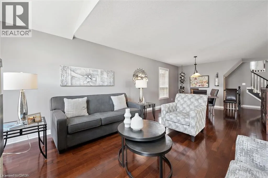 252 COLTON Circle