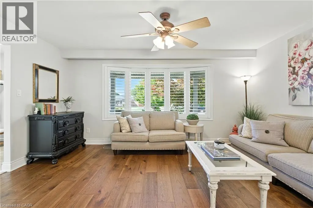 36 HARBOUR HEIGHTS Lane