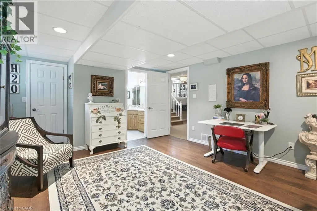36 HARBOUR HEIGHTS Lane