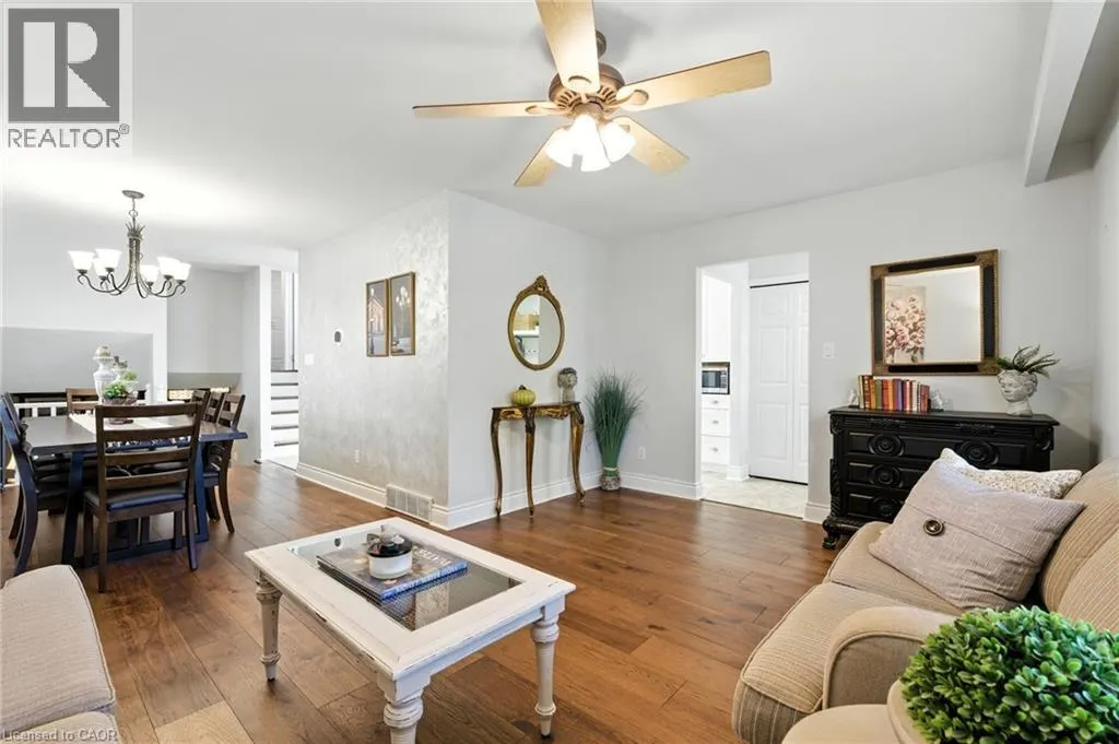 36 HARBOUR HEIGHTS Lane