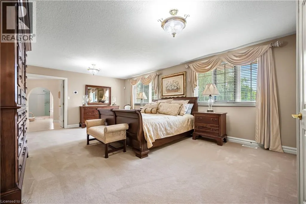 375 RIVER OAK Place