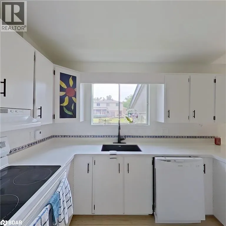 4 MAYPARK Drive