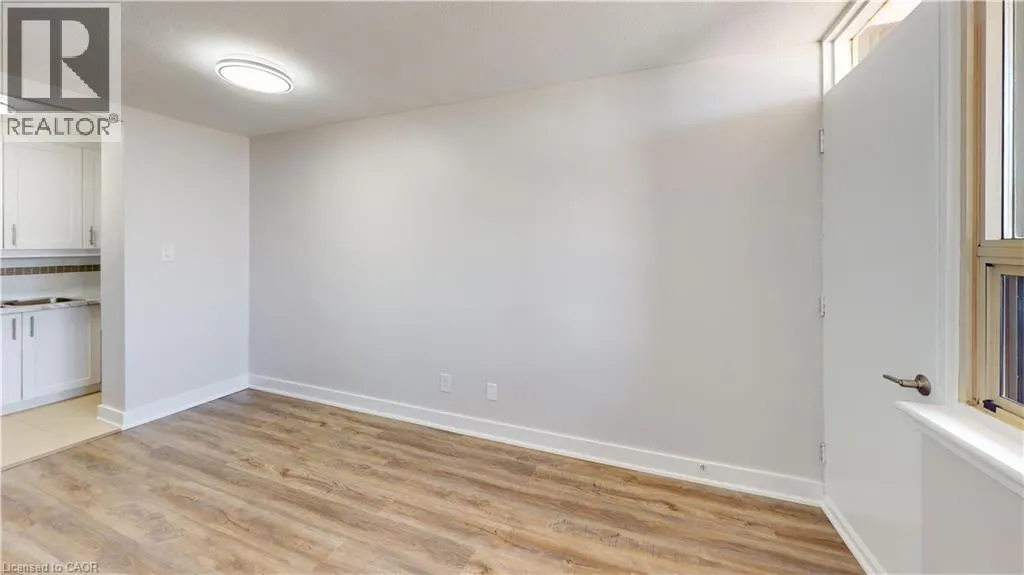 221 QUEEN Street S Unit# 1709, #1709