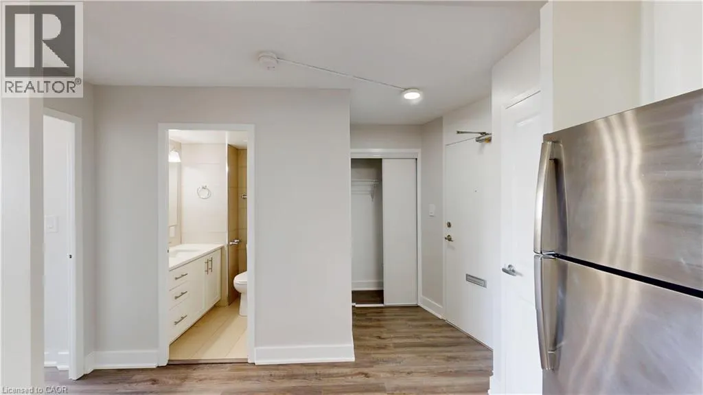 221 QUEEN Street S Unit# 1709, #1709