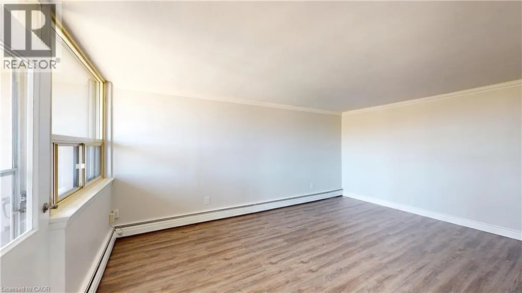 3189 KING Street E Unit# 404, #404