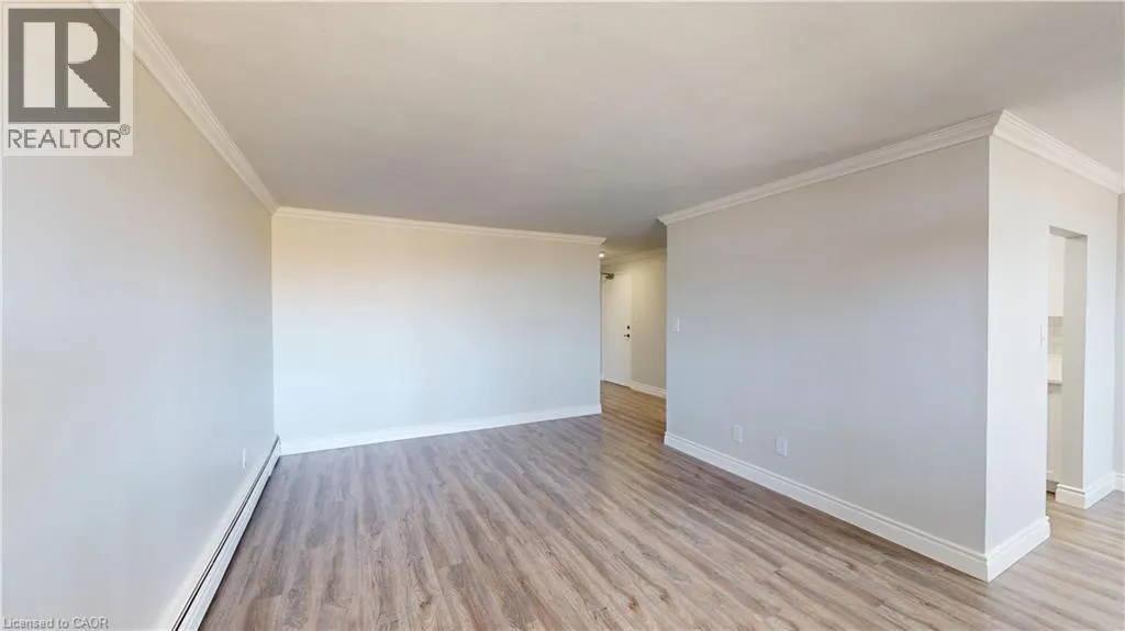 3189 KING Street E Unit# 404, #404