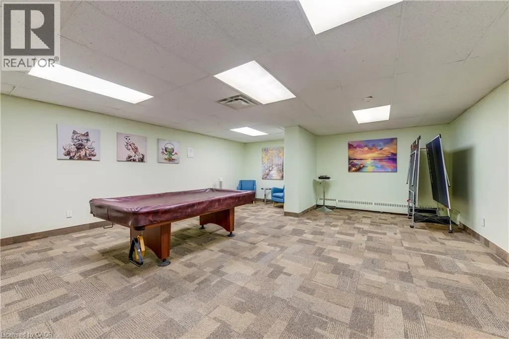 3189 KING Street E Unit# 404, #404