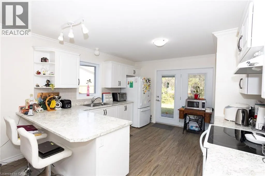 18 YUSKO Crescent