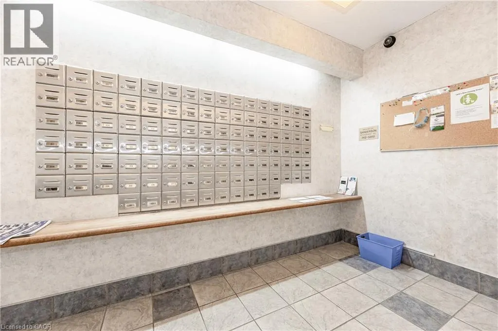 65 WESTMOUNT Road N Unit# 801, #801
