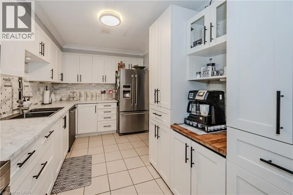65 WESTMOUNT Road N Unit# 801, #801