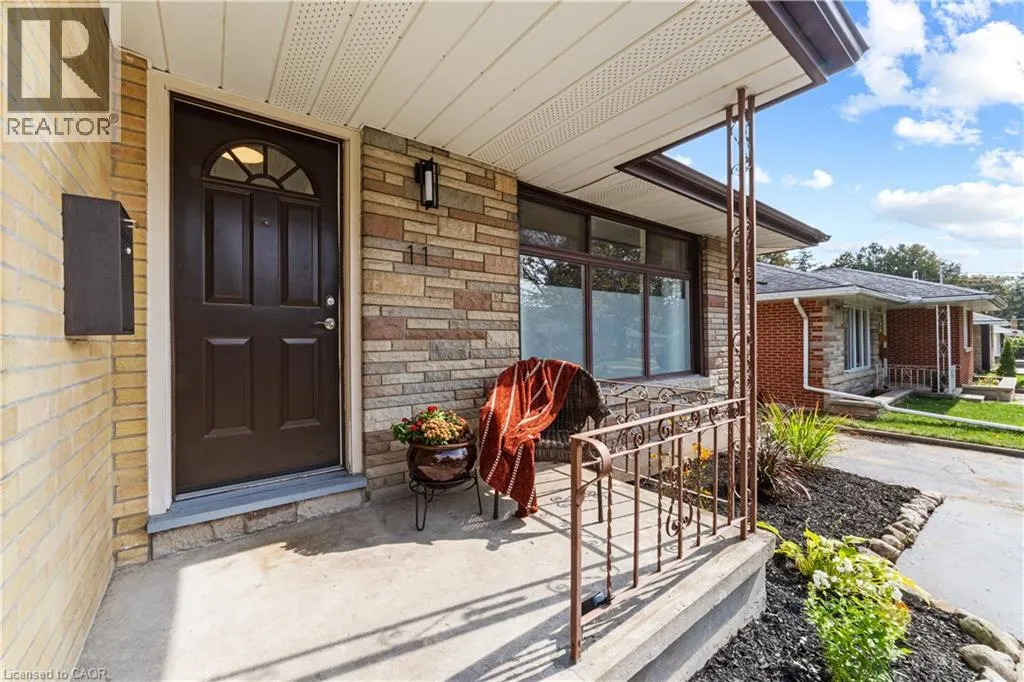 11 CALGARY Avenue
