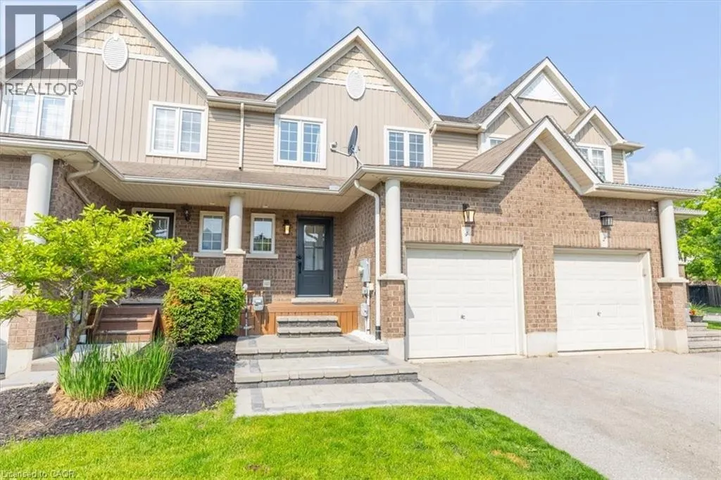 4 RUTHVEN Crescent