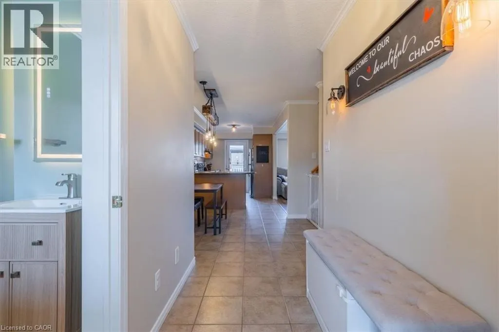4 RUTHVEN Crescent