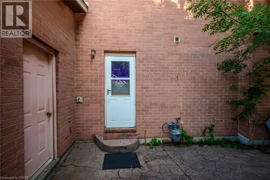 10 JEANETTE Avenue