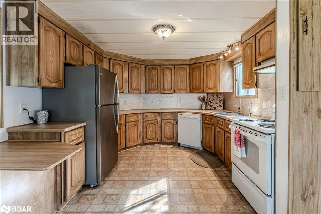 15 RIVERVIEW Circle