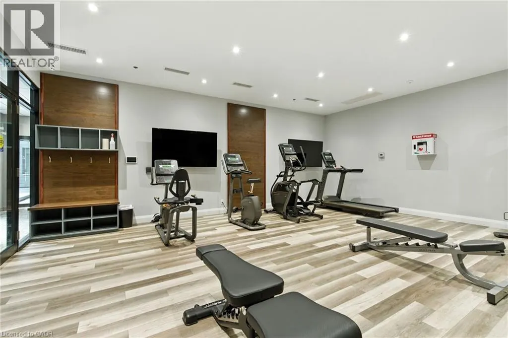 1 REDFERN Avenue Unit# 304, #304