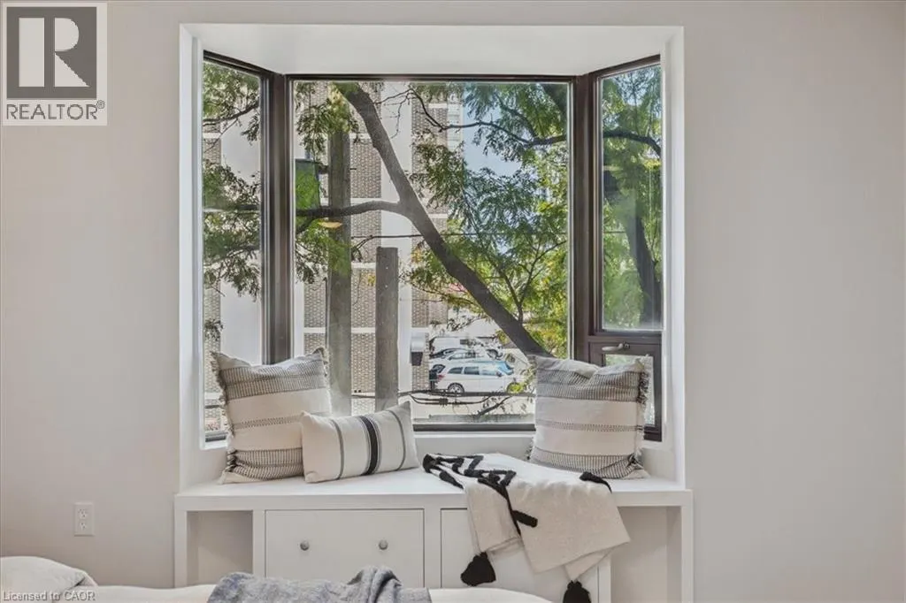 165 BOLD Street Unit# 304, #304