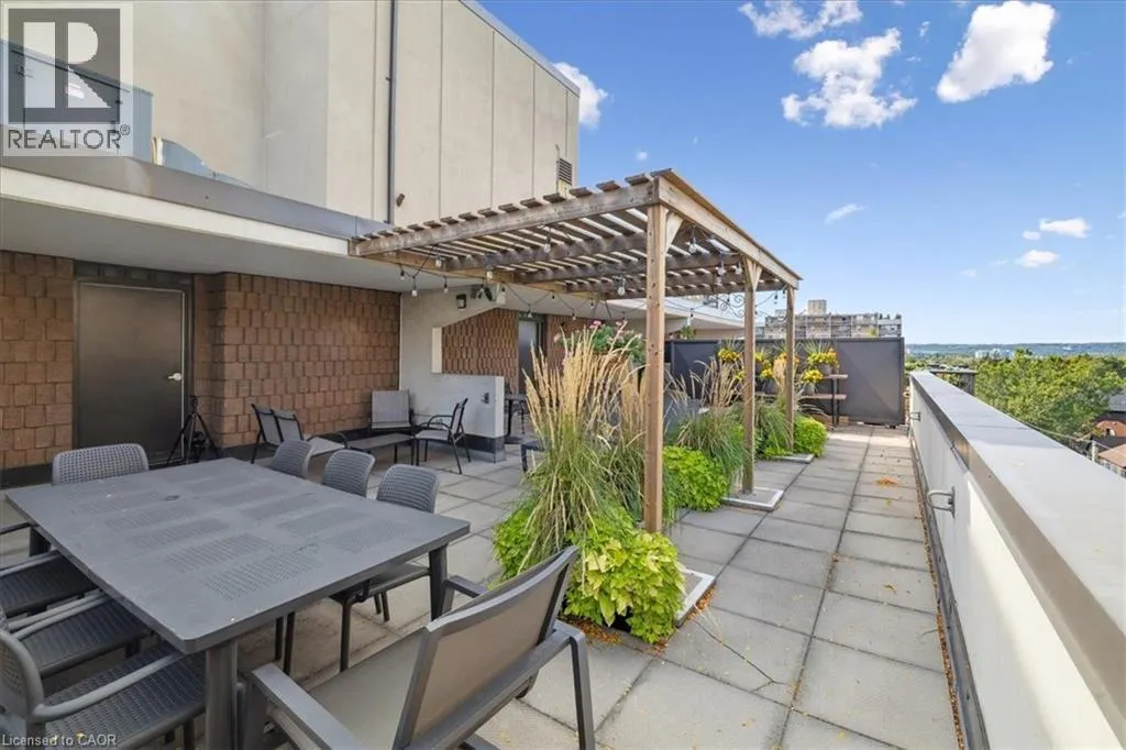 165 BOLD Street Unit# 304, #304