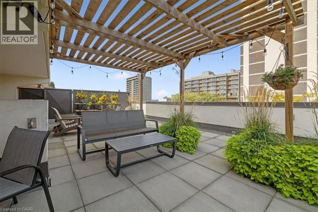 165 BOLD Street Unit# 304, #304
