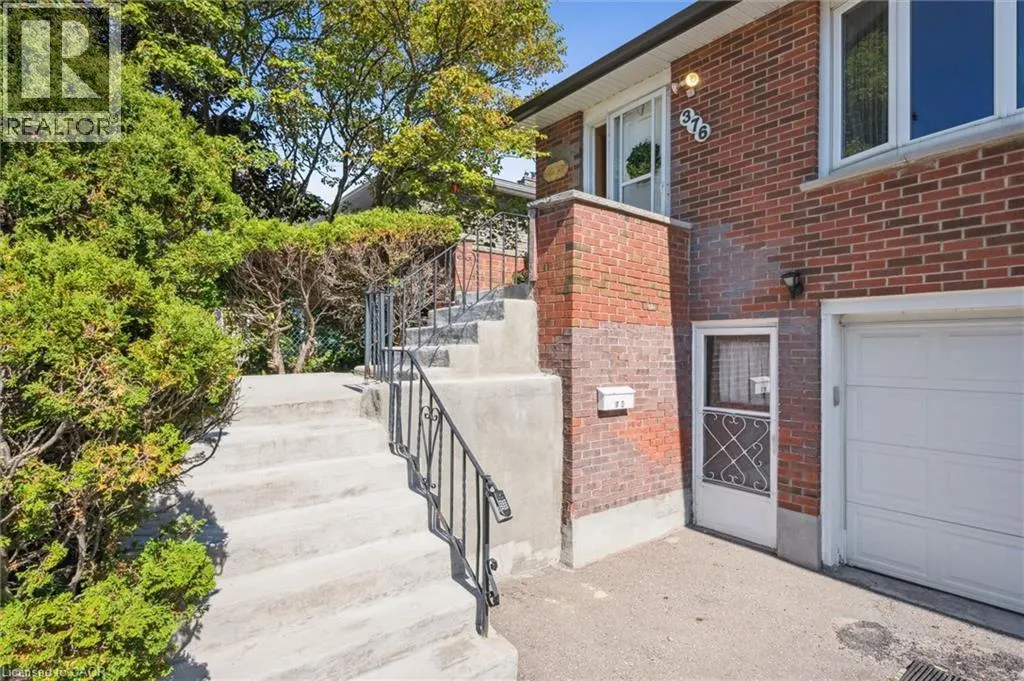 376 WESTWOOD Drive