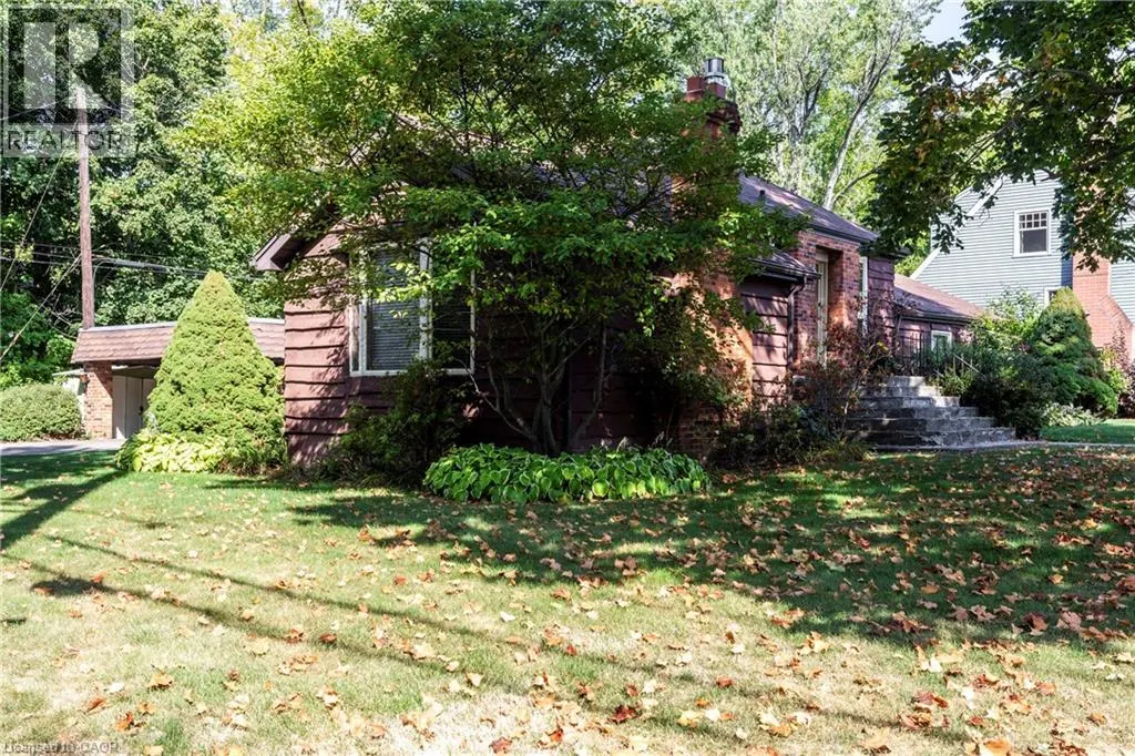 17 ALMA Street