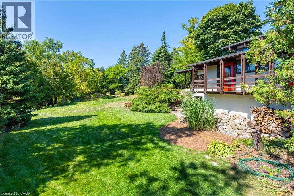121 GRAND HILL Drive