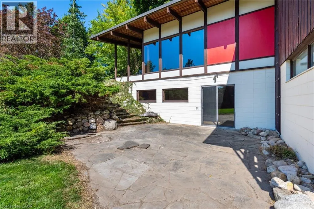 121 GRAND HILL Drive