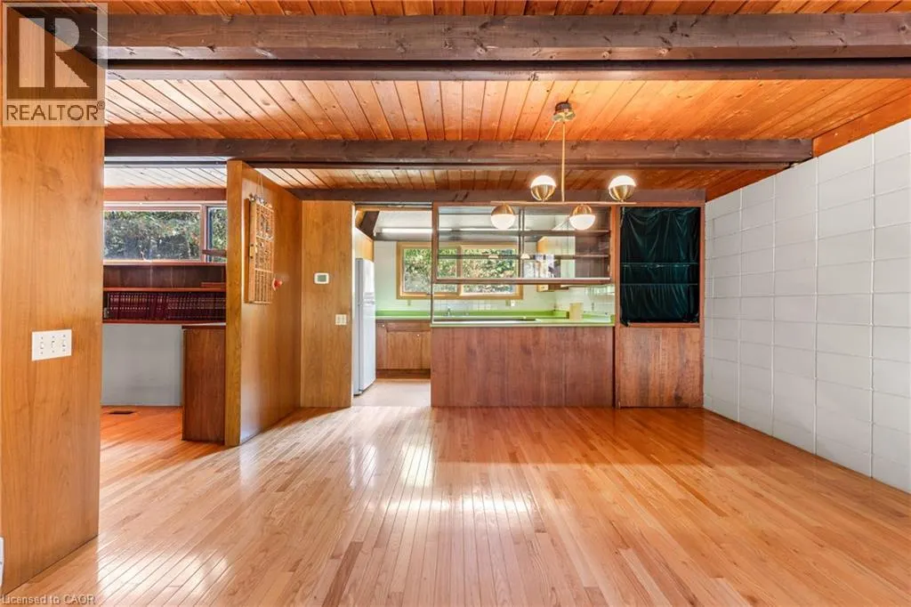 121 GRAND HILL Drive