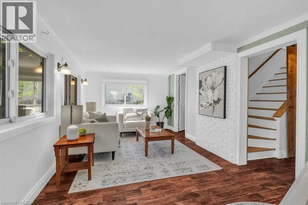 18 ST CLAIR Avenue