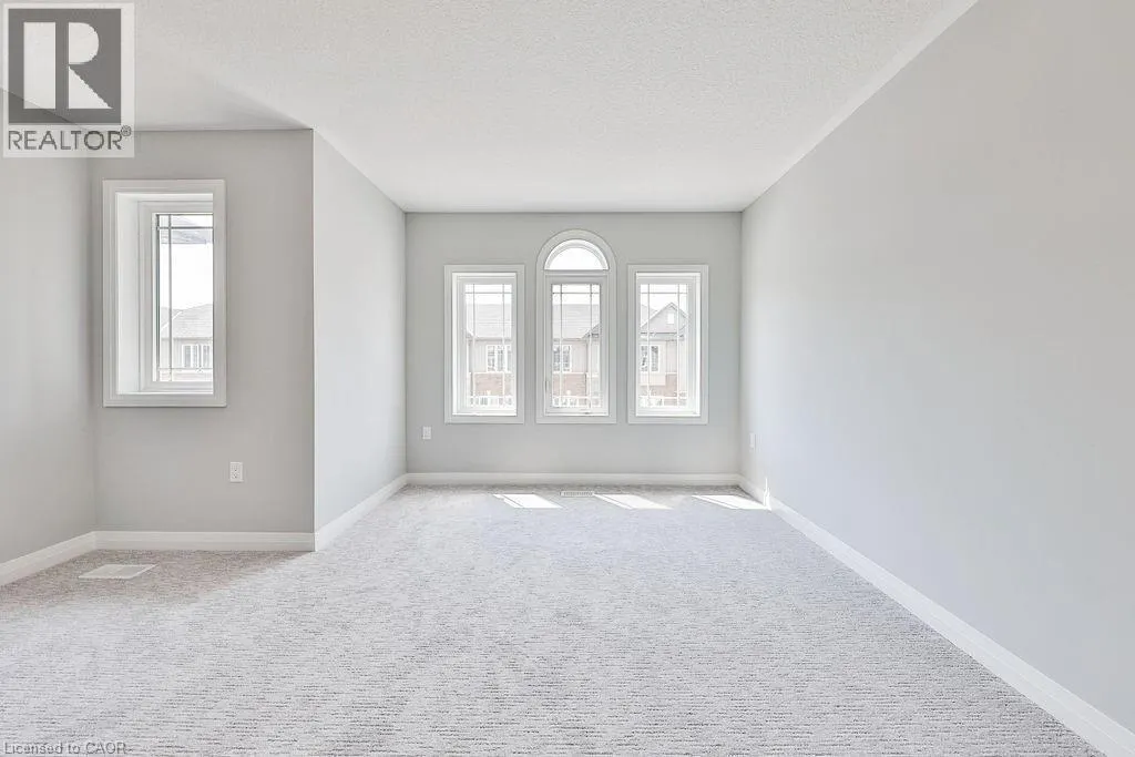 53 AQUARIUS Crescent