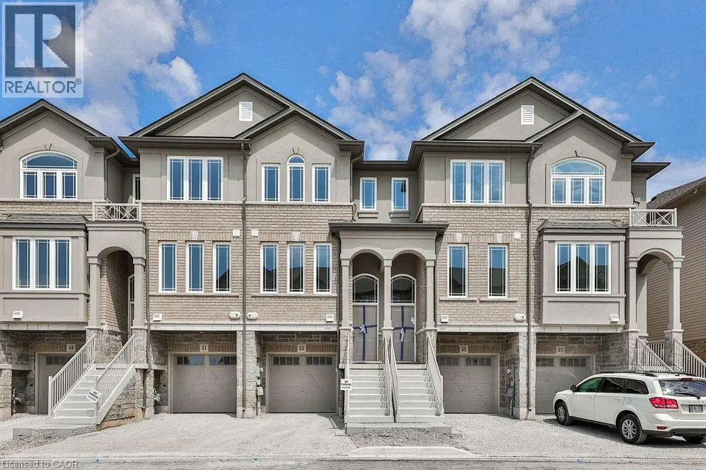 53 AQUARIUS Crescent