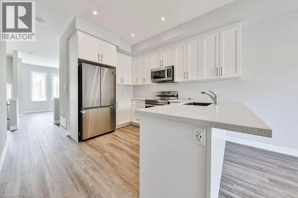 53 AQUARIUS Crescent