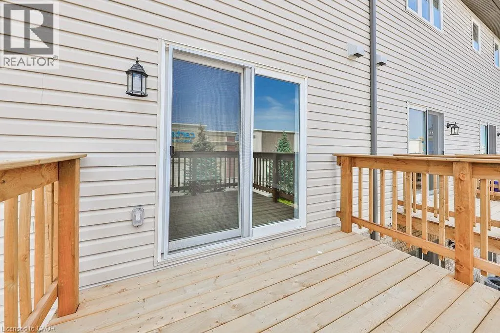 53 AQUARIUS Crescent