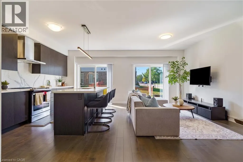60 BOBOLINK Road