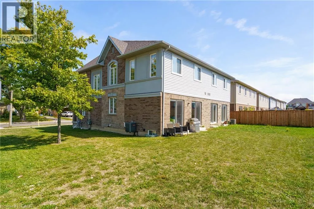 60 BOBOLINK Road