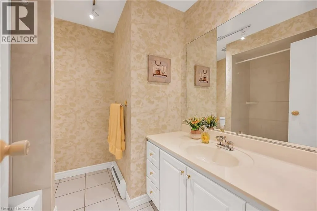 1560 KERN'S Road Unit# 7, #7