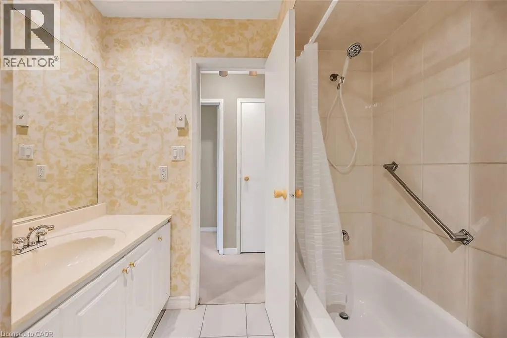 1560 KERN'S Road Unit# 7, #7