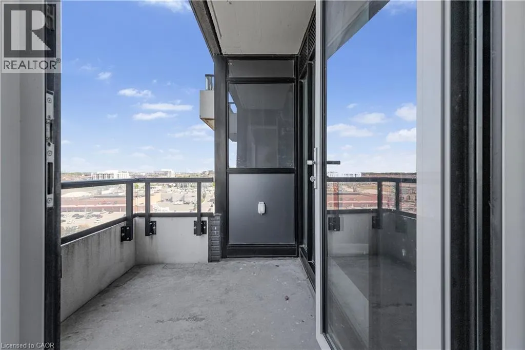 297 OAK WALK Drive Unit# 906, #906