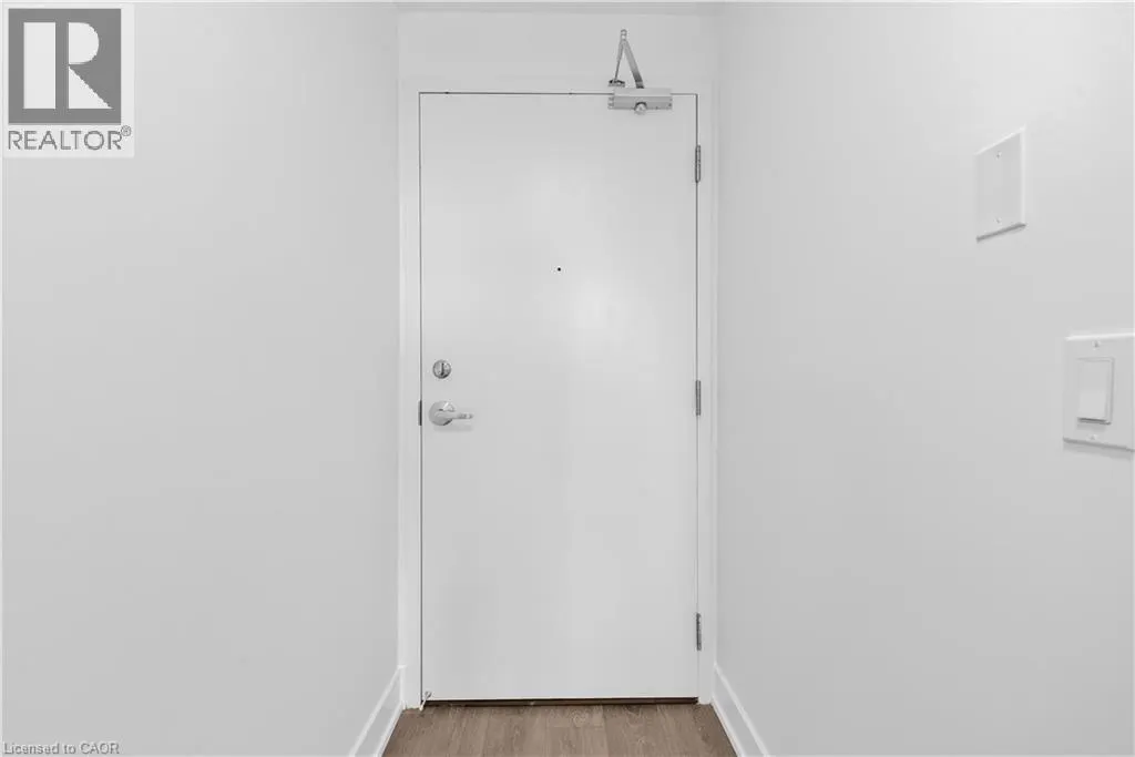 297 OAK WALK Drive Unit# 906, #906