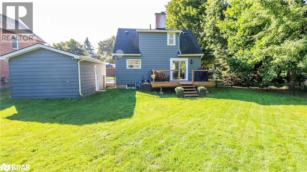 156 NELSON Street W