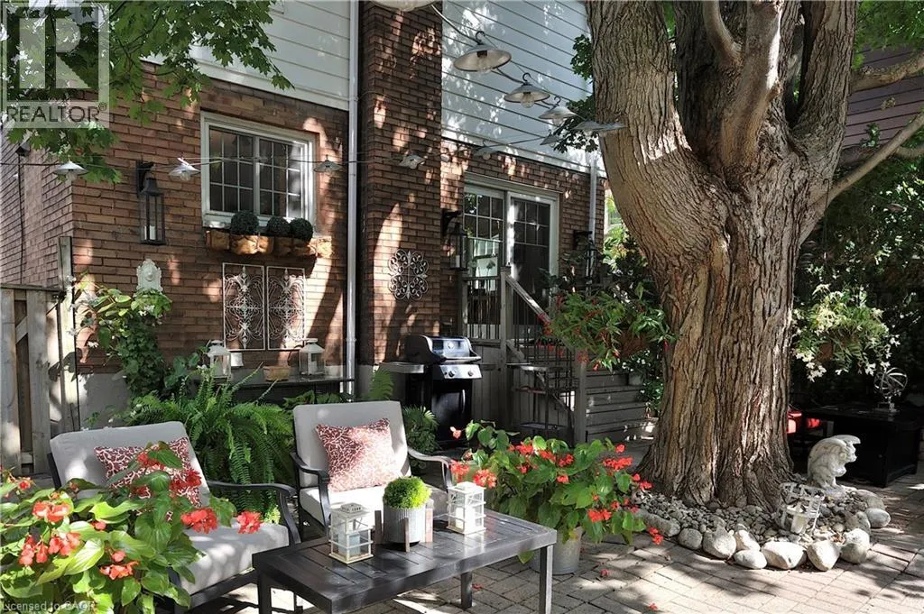 43 TROY Street