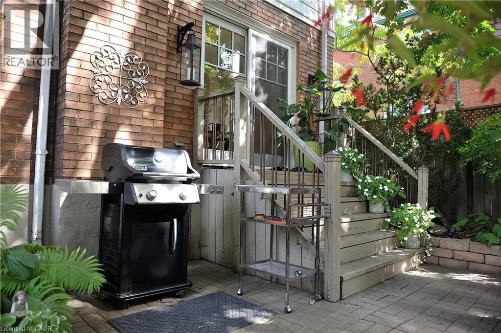 43 TROY Street