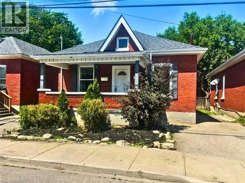 13 SALISBURY Avenue