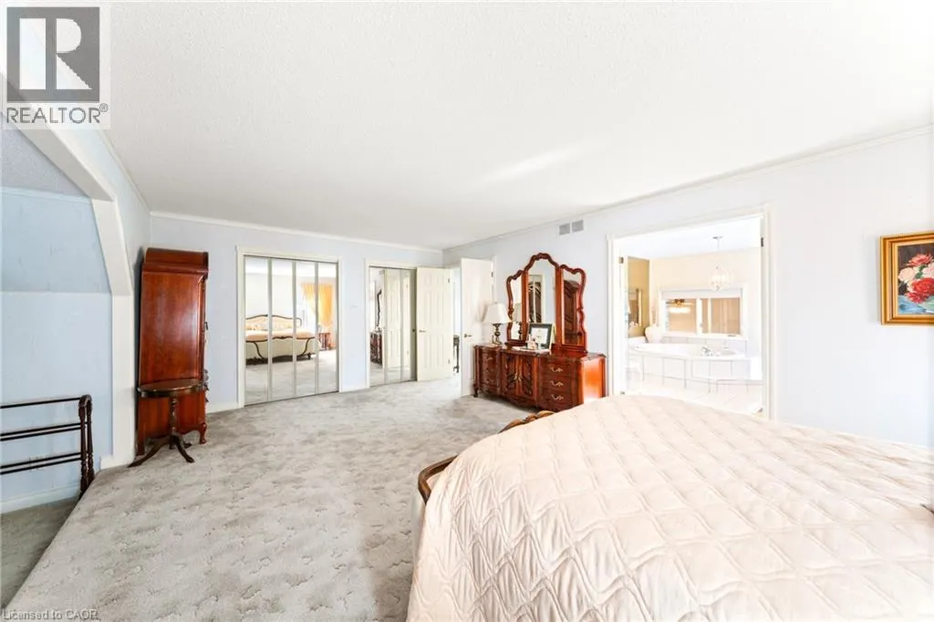 462 WINCHESTER Drive